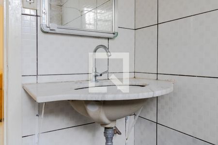 Apartamento para alugar com 52m², 2 quartos e sem vagaBanheiro