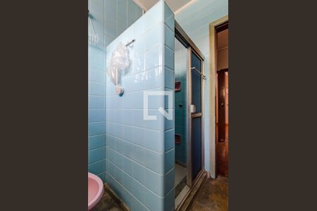 Casa para alugar com 530m², 5 quartos e 2 vagasBanheiro dos quartos 4 e 5