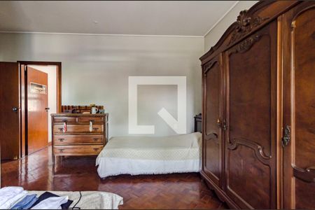 Casa para alugar com 530m², 5 quartos e 2 vagasQuarto 5