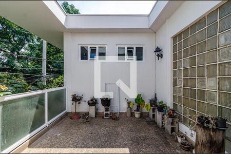 Casa para alugar com 530m², 5 quartos e 2 vagasVaranda suíte