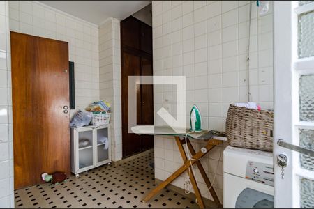 Casa para alugar com 530m², 5 quartos e 2 vagasÁrea de serviço