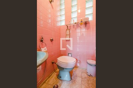 Casa para alugar com 530m², 5 quartos e 2 vagasLavabo