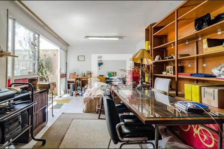 Casa para alugar com 530m², 5 quartos e 2 vagasEdícula