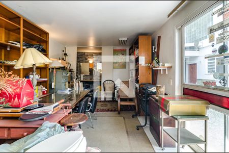 Casa para alugar com 530m², 5 quartos e 2 vagasEdícula