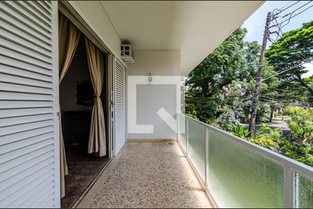 Casa para alugar com 530m², 5 quartos e 2 vagasVaranda do quarto 2