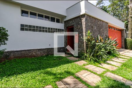 Casa para alugar com 530m², 5 quartos e 2 vagasFachada