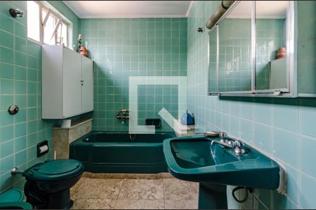 Casa para alugar com 530m², 5 quartos e 2 vagasBanheiro