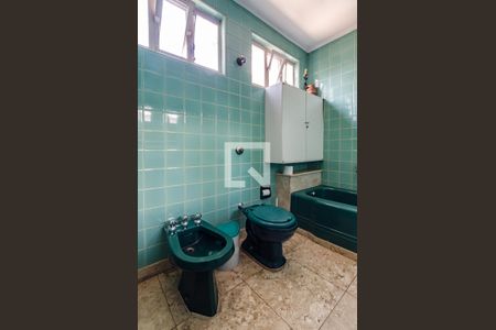 Casa para alugar com 530m², 5 quartos e 2 vagasBanheiro