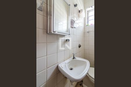 Casa para alugar com 530m², 5 quartos e 2 vagasBanheiro de serviço