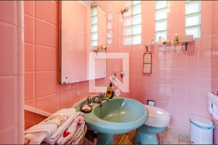 Casa para alugar com 530m², 5 quartos e 2 vagasLavabo