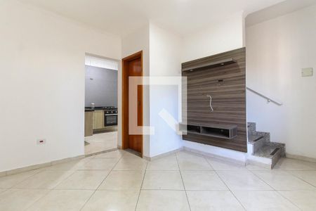 Sala de casa de condomínio para alugar com 2 quartos, 96m² em Vila Ré, São Paulo