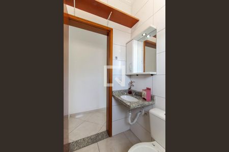 Casa de condomínio para alugar com 96m², 2 quartos e 1 vaga Casa de condomínio para alugar com 96m², 2 quartos e 1 vagaBanheiro da Suíte 1