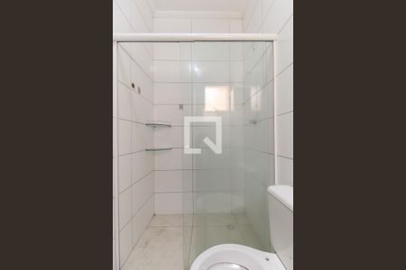 Casa de condomínio para alugar com 96m², 2 quartos e 1 vaga Casa de condomínio para alugar com 96m², 2 quartos e 1 vagaBanheiro