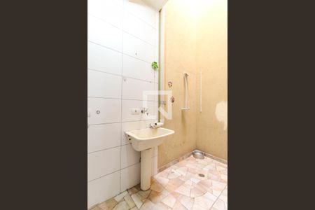 Casa de condomínio para alugar com 96m², 2 quartos e 1 vaga Casa de condomínio para alugar com 96m², 2 quartos e 1 vagaÁrea de Serviço