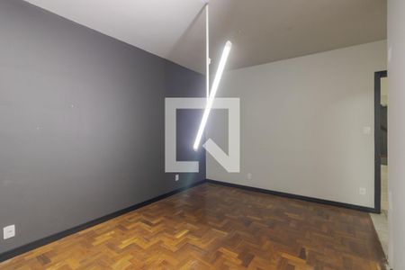 Casa à venda com 210m², 6 quartos e 4 vagasQuarto 4