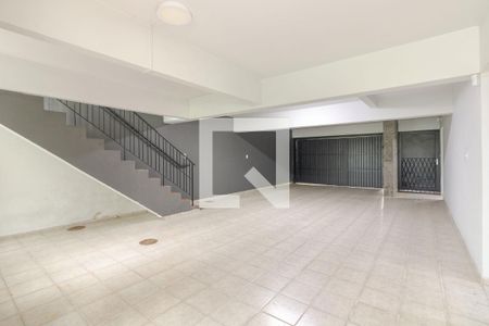 Casa à venda com 210m², 6 quartos e 4 vagasGaragem