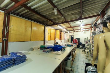 Casa à venda com 214m², 3 quartos e 1 vaga Casa à venda com 214m², 3 quartos e 1 vagaÁrea Superior