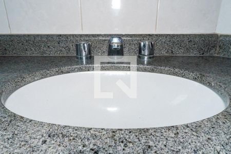 Apartamento para alugar com 92m², 3 quartos e 3 vagas Apartamento para alugar com 92m², 3 quartos e 3 vagasBanheiro Social Detalhe