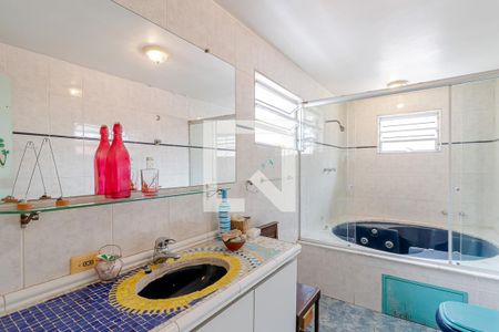 Apartamento à venda com 269m², 4 quartos e 3 vagasBanheiro da Suíte 2