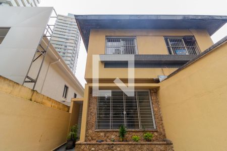 Casa para alugar com 165m², 4 quartos e 2 vagasFachada