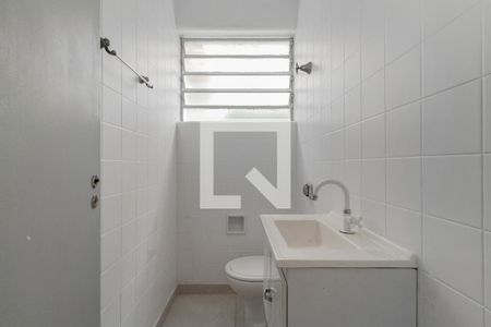 Lavabo de casa para alugar com 4 quartos, 165m² em Moema, São Paulo