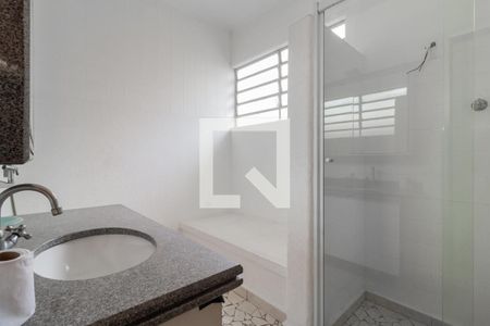 Casa para alugar com 165m², 4 quartos e 2 vagasBanheiro 1
