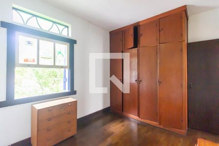 Casa para alugar com 250m², 3 quartos e 3 vagas Casa para alugar com 250m², 3 quartos e 3 vagasQuarto 3