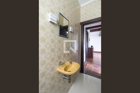 Casa para alugar com 250m², 3 quartos e 3 vagas Casa para alugar com 250m², 3 quartos e 3 vagasBanheiro