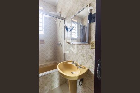 Casa para alugar com 250m², 3 quartos e 3 vagas Casa para alugar com 250m², 3 quartos e 3 vagasBanheiro da Suíte