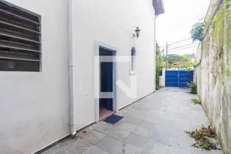 Casa para alugar com 250m², 3 quartos e 3 vagas Casa para alugar com 250m², 3 quartos e 3 vagasCorredor