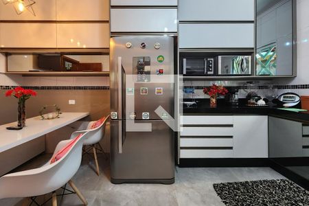 Casa à venda com 220m², 3 quartos e 2 vagasCozinha