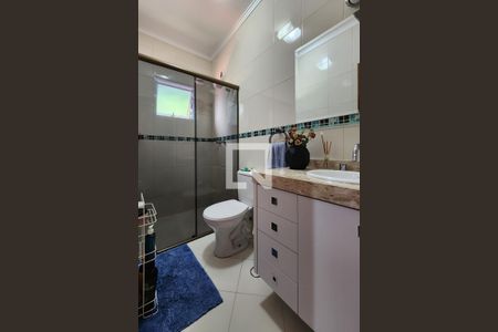 Casa à venda com 220m², 3 quartos e 2 vagasBanheiro da Suíte 1