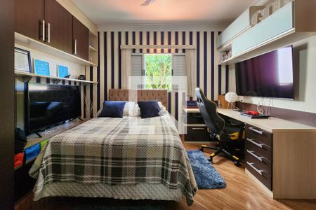 Casa à venda com 220m², 3 quartos e 2 vagasSuíte 1