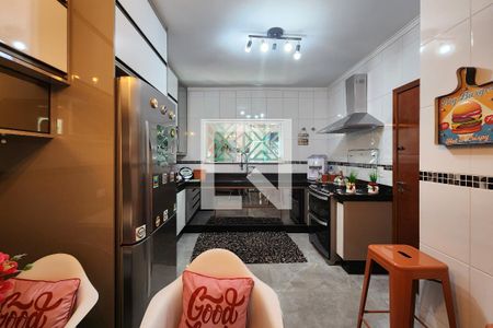 Casa à venda com 220m², 3 quartos e 2 vagasCozinha