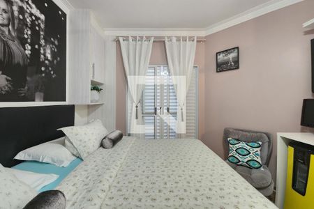 Casa à venda com 220m², 3 quartos e 2 vagasSuíte 3