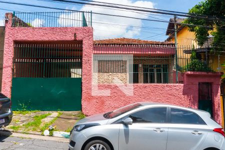Casa à venda com 250m², 4 quartos e 3 vagasFachada