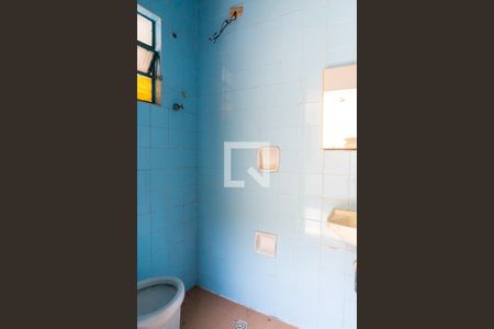 Casa à venda com 250m², 4 quartos e 3 vagasBanheiro de serviço