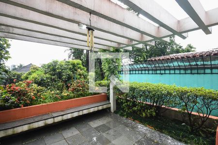 Varanda de casa para alugar com 4 quartos, 660m² em Butantã, São Paulo