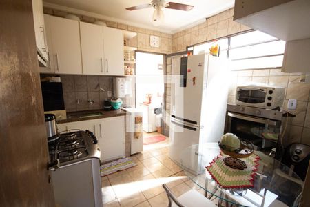 Apartamento para alugar com 80m², 2 quartos e 2 vagas Apartamento para alugar com 80m², 2 quartos e 2 vagasCozinha