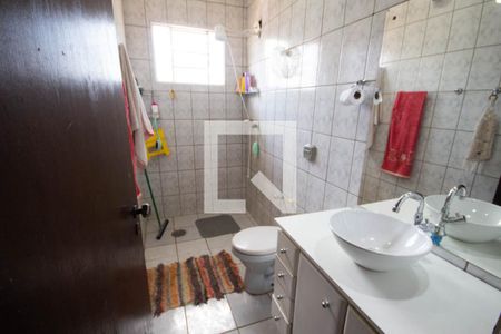 Apartamento para alugar com 80m², 2 quartos e 2 vagas Apartamento para alugar com 80m², 2 quartos e 2 vagasBanheiro