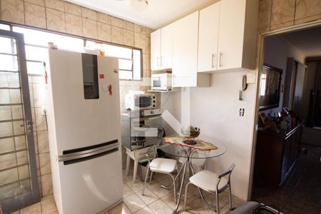 Apartamento para alugar com 80m², 2 quartos e 2 vagas Apartamento para alugar com 80m², 2 quartos e 2 vagasCozinha