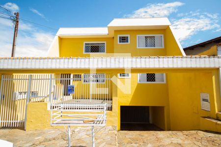 Apartamento para alugar com 80m², 2 quartos e 2 vagas Apartamento para alugar com 80m², 2 quartos e 2 vagasFachada do Prédio