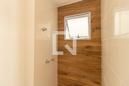 Apartamento para alugar com 50m², 2 quartos e 1 vagaDetalhe do Banheiro