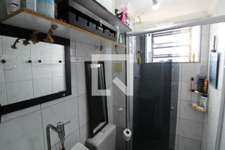 Banheiro de apartamento à venda com 2 quartos, 50m² em Conjunto Residencial Sitio Oratório, São Paulo