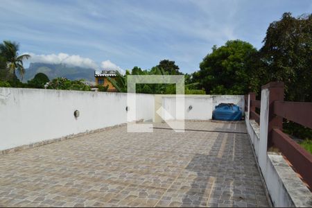 Casa à venda com 390m², 3 quartos e 4 vagasTerraço