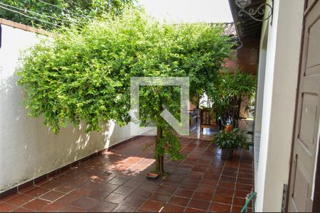 Casa à venda com 390m², 3 quartos e 4 vagas Casa à venda com 390m², 3 quartos e 4 vagasJardim de Inverno