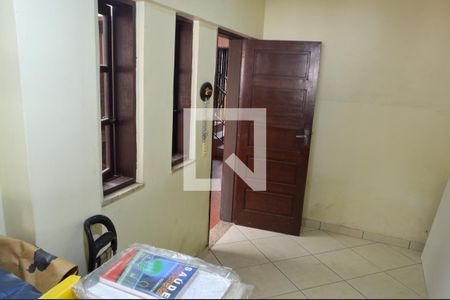 Casa à venda com 390m², 3 quartos e 4 vagas Casa à venda com 390m², 3 quartos e 4 vagasEscritório