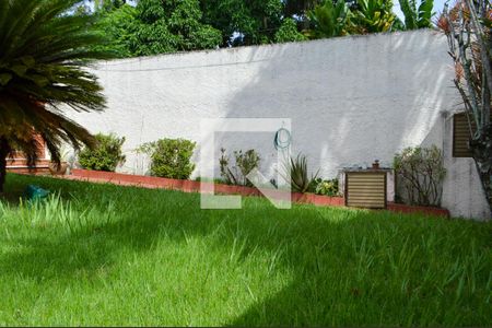 Casa à venda com 390m², 3 quartos e 4 vagas Casa à venda com 390m², 3 quartos e 4 vagasJardim