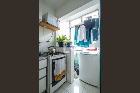 Apartamento à venda com 48m², 1 quarto e sem vagaCozinha e Área de Serviço