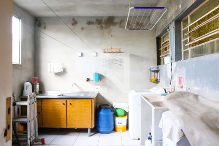 Casa à venda com 213m², 3 quartos e 2 vagasÁrea de Serviço